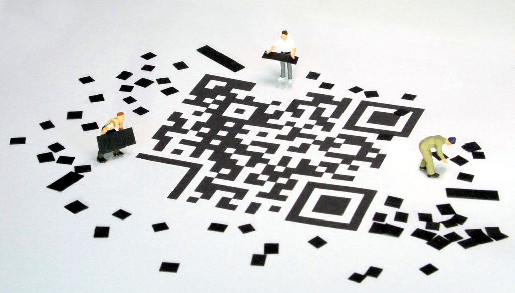 qr code, barcode, miniature figures-3970681.jpg